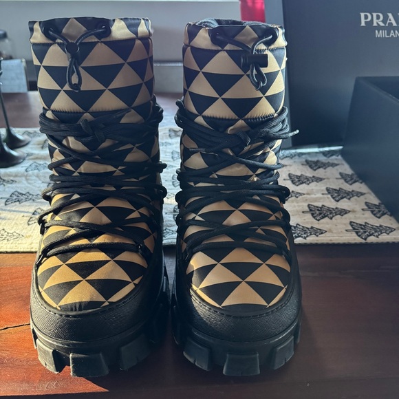 PRADA! Like New! - Picture 8 of 10